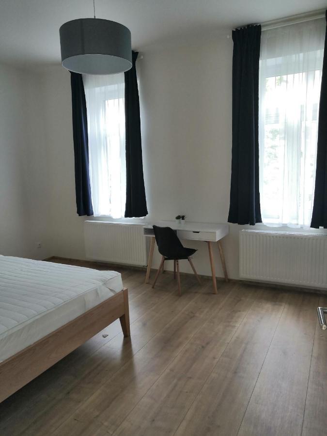 Znojmo Apartmany Екстериор снимка